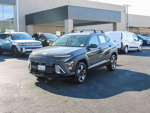 2025 Hyundai KONA SEL Convenience