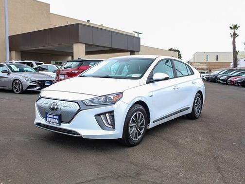 2020 Hyundai IONIQ EV SE