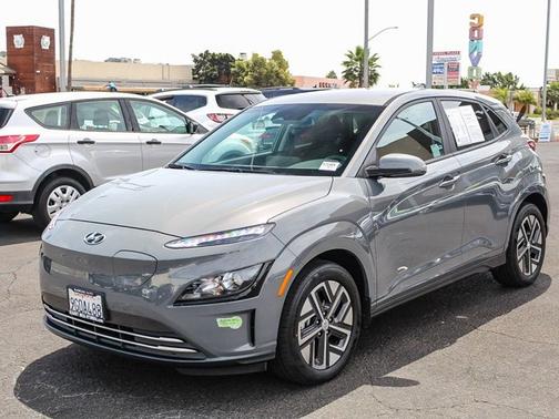 2023 Hyundai KONA EV SE