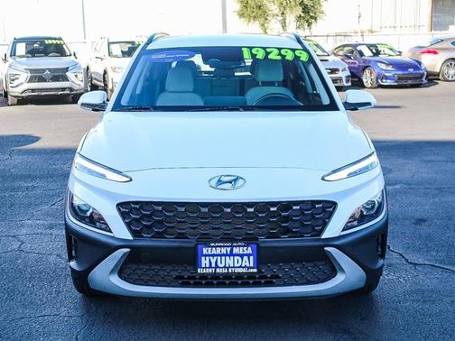 2023 Hyundai KONA SEL
