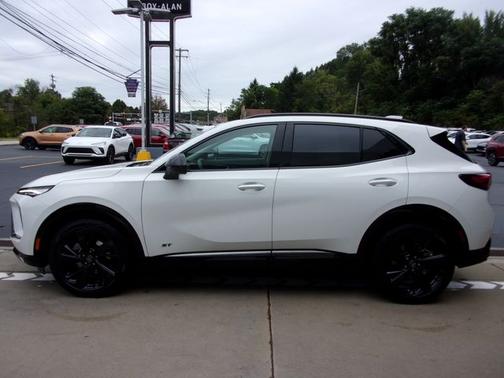 Summit White 2025 Buick Envision Sport Touring