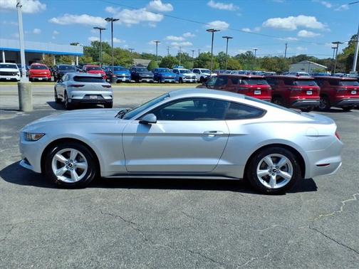 2017 Ford Mustang V6