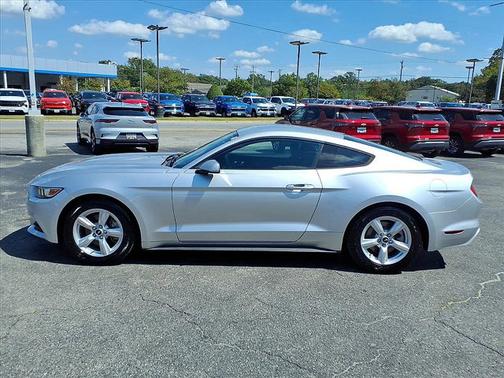 2017 Ford Mustang V6