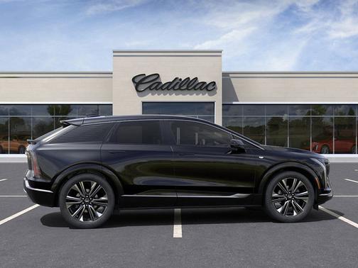 2025 Cadillac OPTIQ Luxury