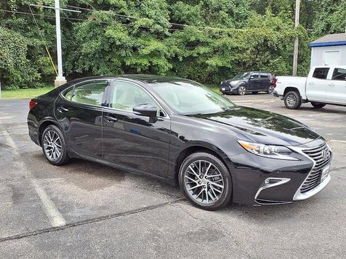 2017 Lexus ES 350 Base