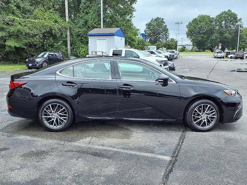 2017 Lexus ES 350 Base