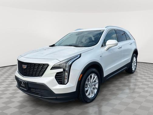 2022 Cadillac XT4 AWD Luxury