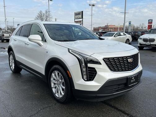 2022 Cadillac XT4 AWD Luxury