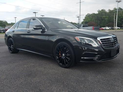 Photo 1 of 34 of 2015 Mercedes-Benz S-Class S 550