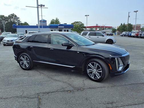 2024 Cadillac LYRIQ Luxury