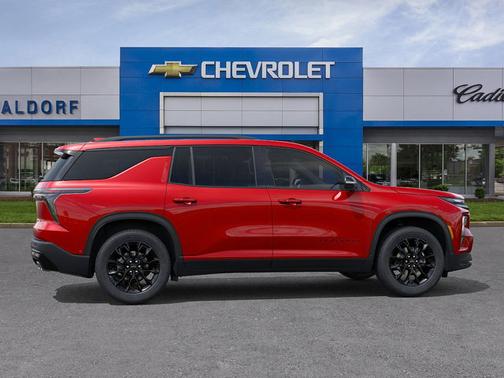 2025 Chevrolet Traverse FWD LT