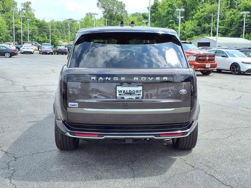 2023 Land Rover Range Rover SE