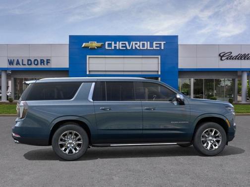 2025 Chevrolet Suburban Premier