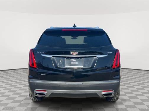 2022 Cadillac XT5 AWD Premium Luxury