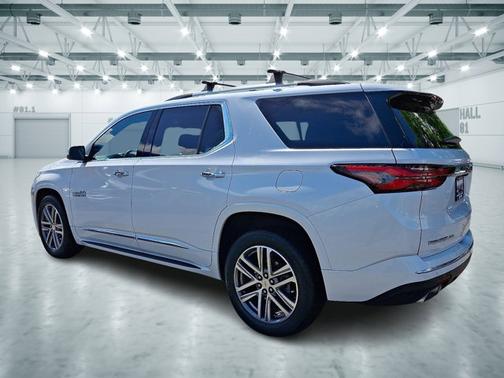 2022 Chevrolet Traverse High Country