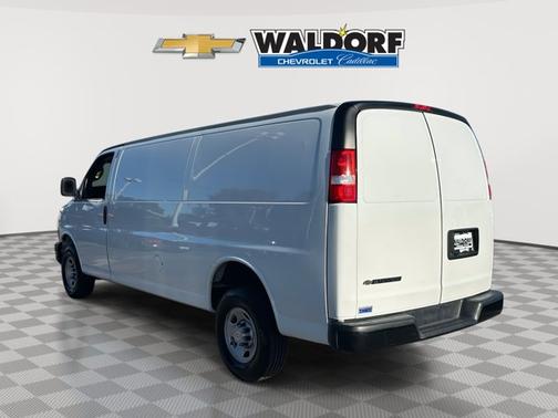 2023 Chevrolet Express 2500 