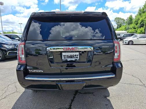 2020 GMC Yukon Denali
