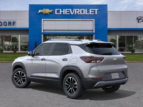 Sterling Gray Metallic 2026 Chevrolet Trailblazer LT