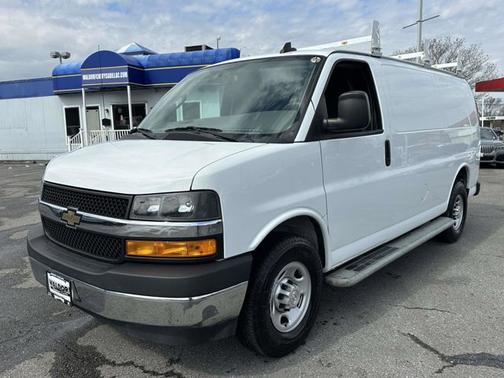 2022 Chevrolet Express 2500 