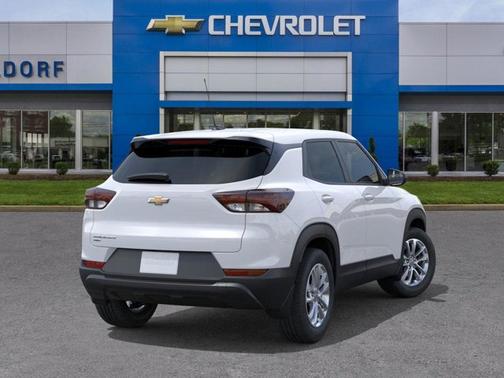 Summit White 2026 Chevrolet Trailblazer LS