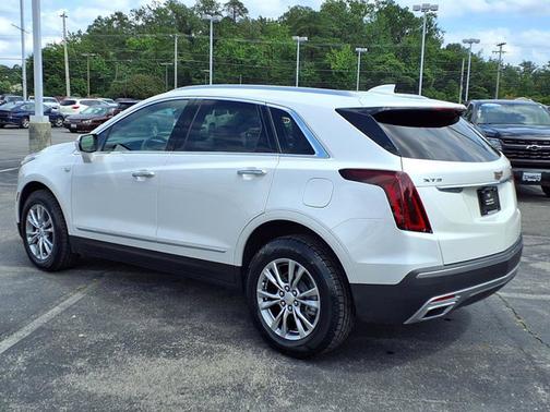 2022 Cadillac XT5 AWD Premium Luxury