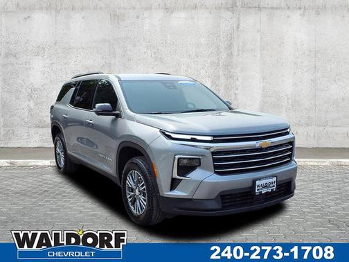 2025 Chevrolet Traverse FWD LT