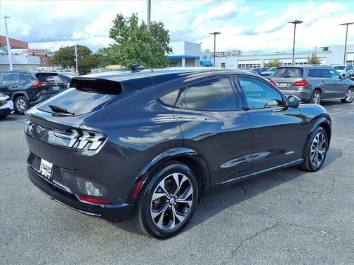 2022 Ford Mustang Mach-E Premium