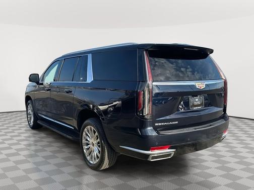 2022 Cadillac Escalade ESV Premium Luxury