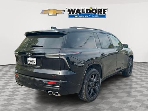 Mosaic Black Metallic 2024 Chevrolet Traverse AWD RS