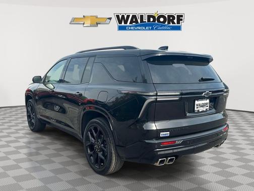 Mosaic Black Metallic 2024 Chevrolet Traverse AWD RS