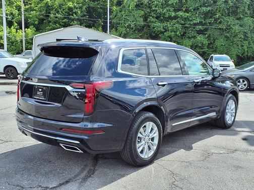 2022 Cadillac XT6 Luxury