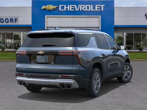 2026 Chevrolet Traverse FWD LT