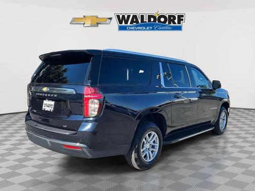 2022 Chevrolet Suburban LT