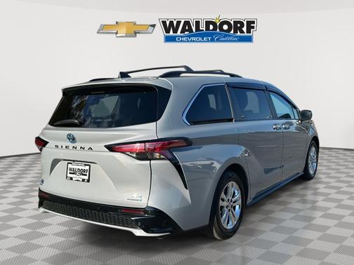 2023 Toyota Sienna