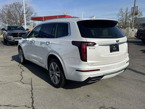 2024 Cadillac XT6 AWD Premium Luxury