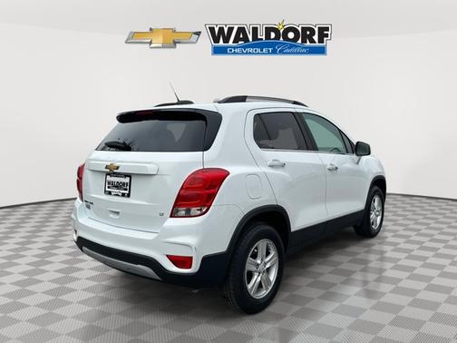 Summit White 2020 Chevrolet Trax LT