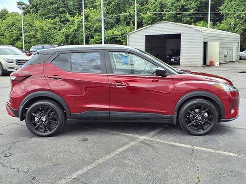 2021 Nissan Kicks SV