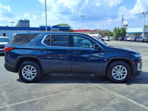 2022 Chevrolet Traverse LS