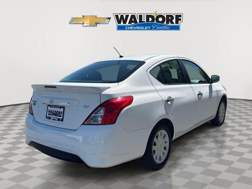 2019 Nissan Versa SV