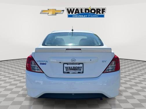 2019 Nissan Versa SV