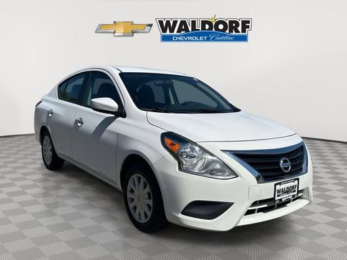 2019 Nissan Versa SV