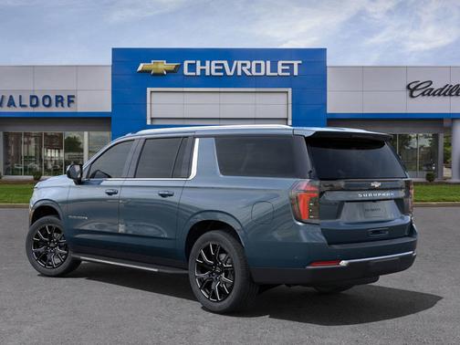 2025 Chevrolet Suburban LS