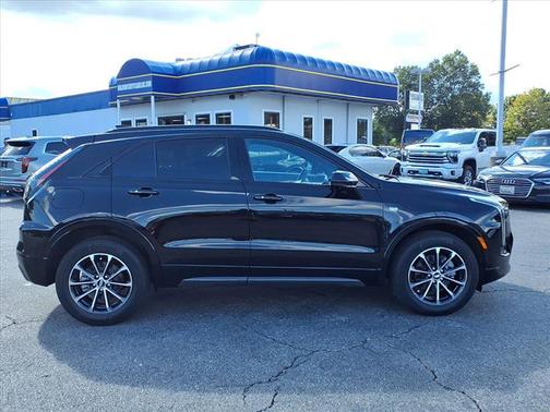 2025 Cadillac XT4 AWD Sport
