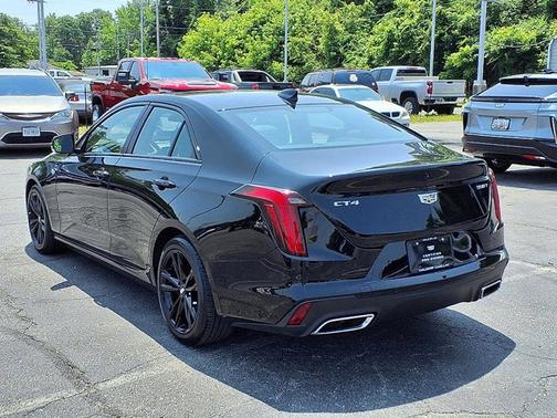 2023 Cadillac CT4 Luxury