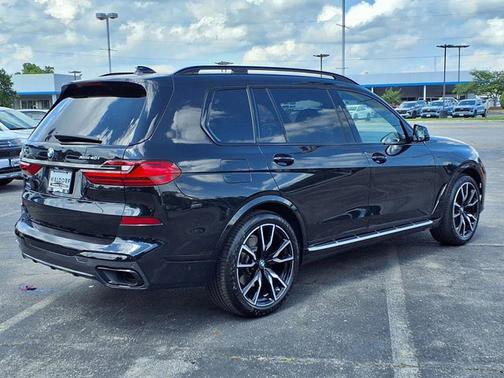 2022 BMW X7 xDrive40i