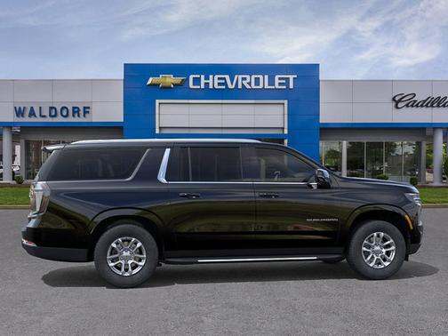 2025 Chevrolet Suburban LT
