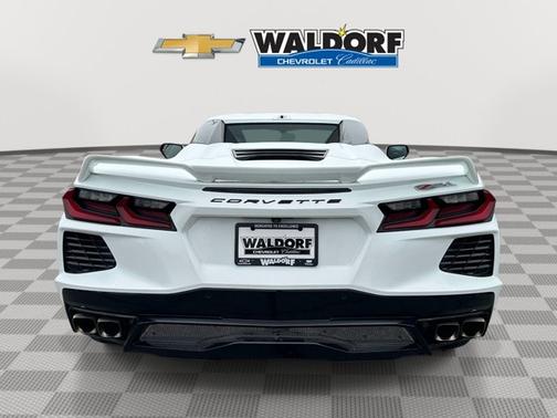 Arctic White 2023 Chevrolet Corvette 3LT