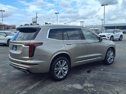 2023 Cadillac XT6 AWD Premium Luxury