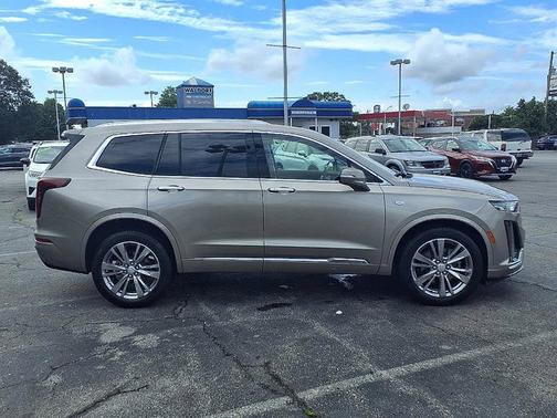 2023 Cadillac XT6 AWD Premium Luxury