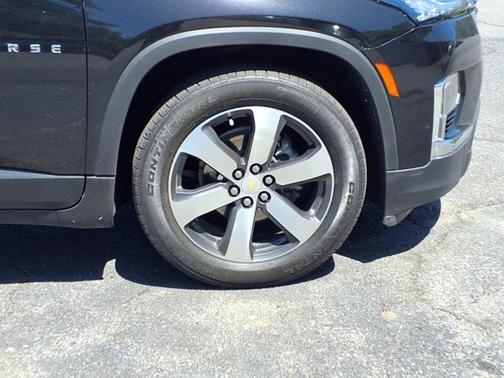 2022 Chevrolet Traverse LT Leather